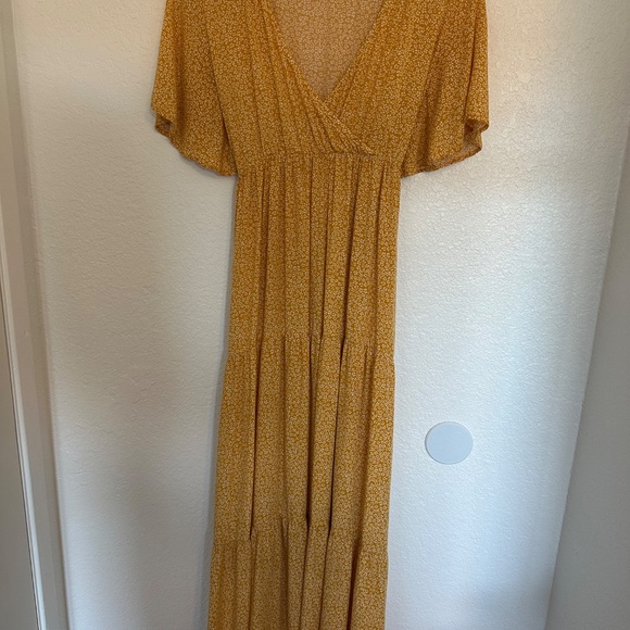 Women's V Neck Short Sleeve Wrap Maxi Nursing Maternity Dress - Picture 2 of 4